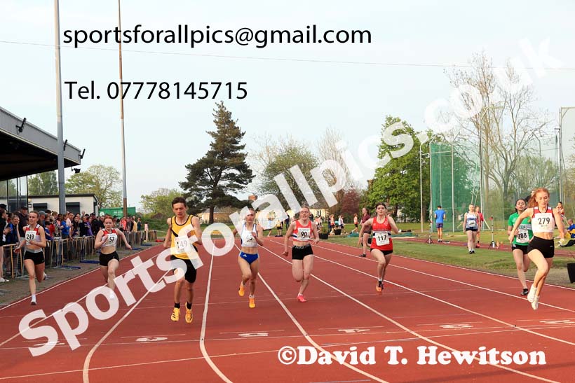 The 150 metres, 2025 NEGP No. 1, Monkton Stadium, Jarrow. Photo: David T. Hewitson/Sports for All Pics